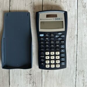 PREOWNED TEXAS INSTRUMENT TI-30XIIS BLUE SCIENTIFIC CALCULATOR